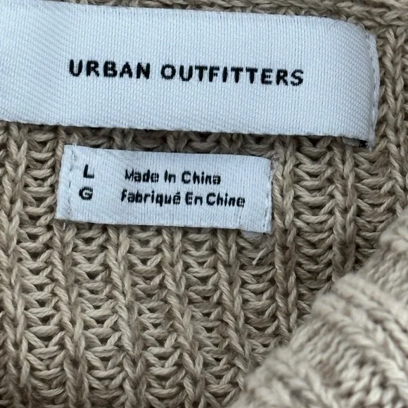Urban Outfitters Sweater Mens L Beige Turtleneck Quiet Luxury Cottagecore Preppy - Picture 12 of 14